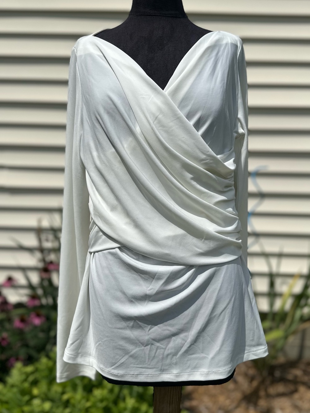 NWT DKNY Cream Draped V-Neck Long Sleeve Top